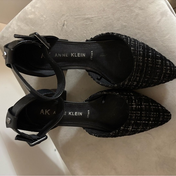 Anne Klein Women's Black Tweed Ankle Strap Heels - Picture 3 of 6